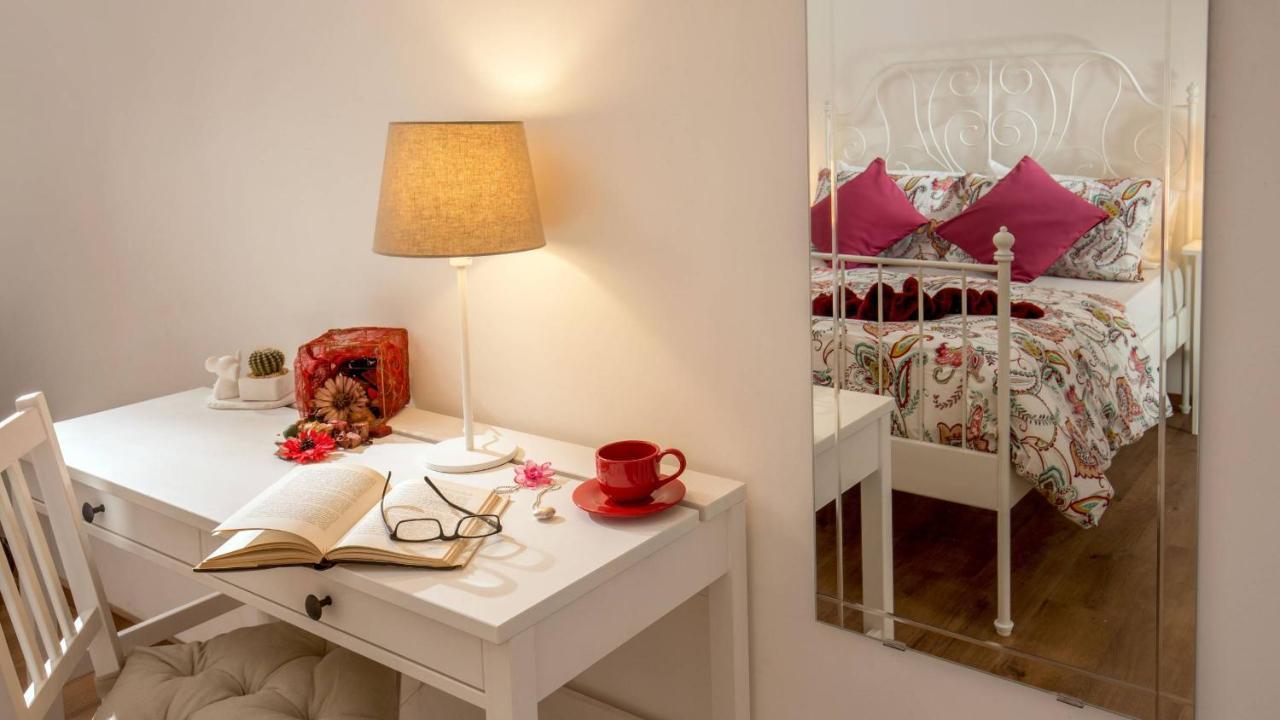 Sweet Rooms Piramide Bed And Breakfast — Foto 2